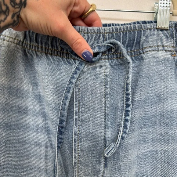 GAP Mid Rise UltraSoft Easy Horseshoe Jeans - Picture 8 of 11